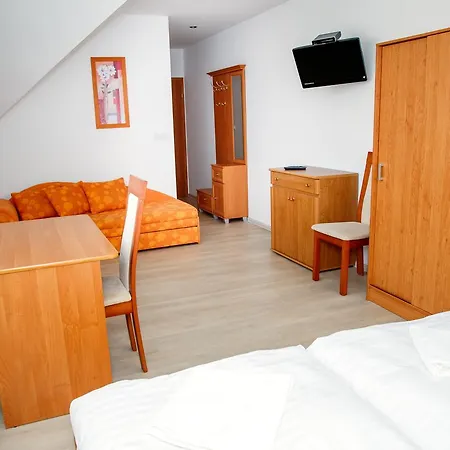 Apartman Vavrin Privatunterkunft